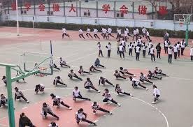 篮球NBA巨星单场暴砍52分，再次刷新个人纪录