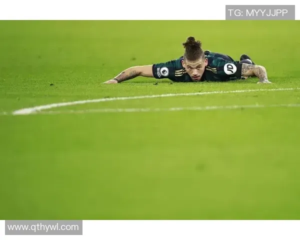 曼联主帅阿莫林在本轮1-1战平利兹联赛后的言论引发剧烈反响，他在发布会屡次强调，自己是来曼联当“经理（manager）”，而非“教练（coach）”的。