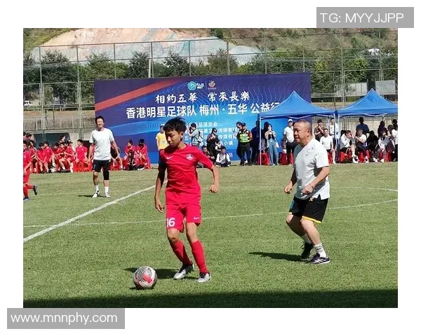 攻防压制！热火连续封盖申京 维金斯反击切入轻松扣篮得手